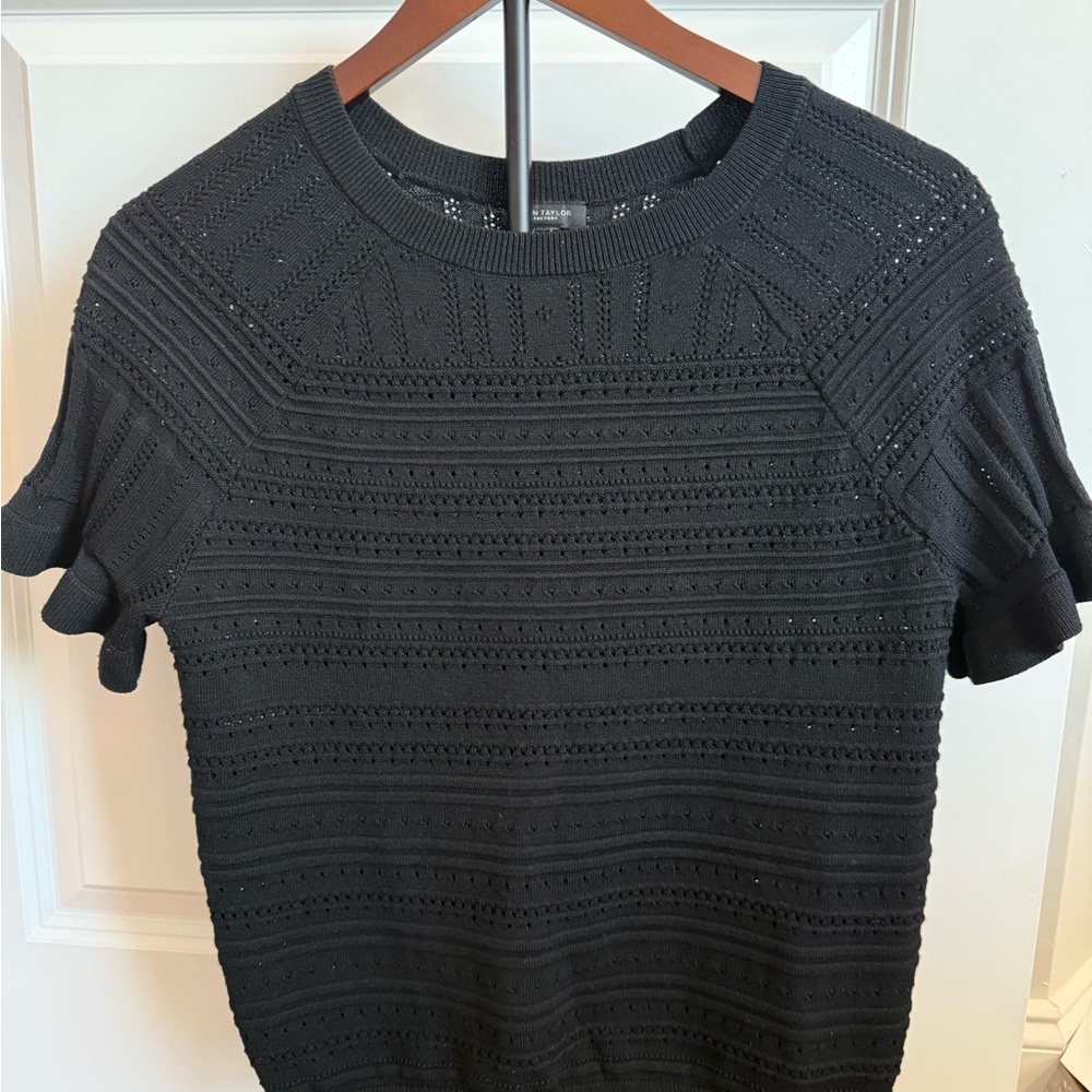 Ann Taylor Factory Black Textured Short Sleeve Top